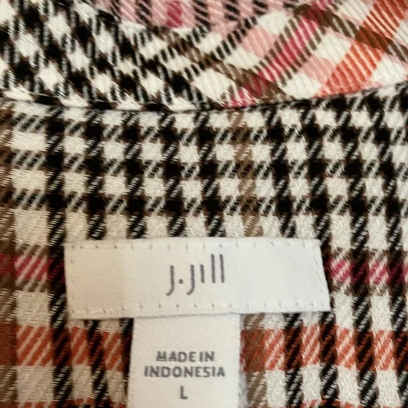 Plaid blouse - Picture 3 of 7